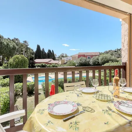 Direct Access To The With Swimming Pool Apartmán *
