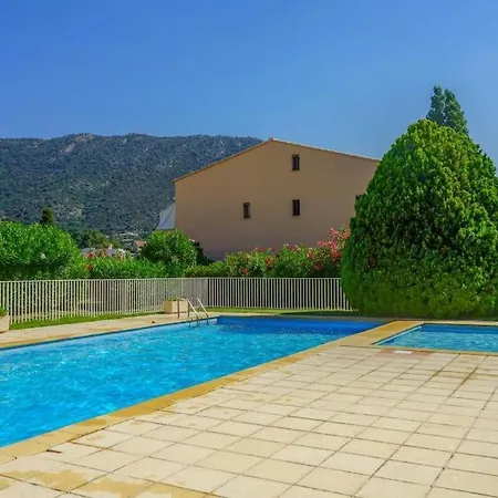 Direct Access To The With Swimming Pool Apartament *