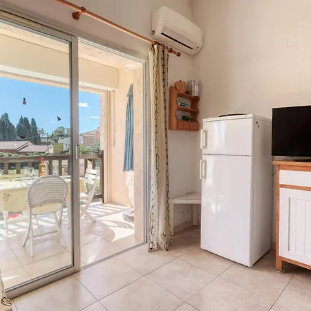 Direct Access To The With Swimming Pool Apartment Le Lavandou