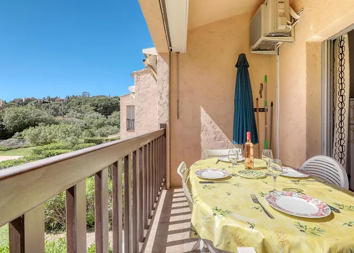 Direct Access To The With Swimming Pool