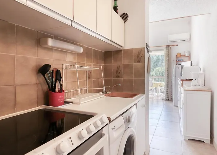 Apartment Direct Access To The With Swimming Pool *