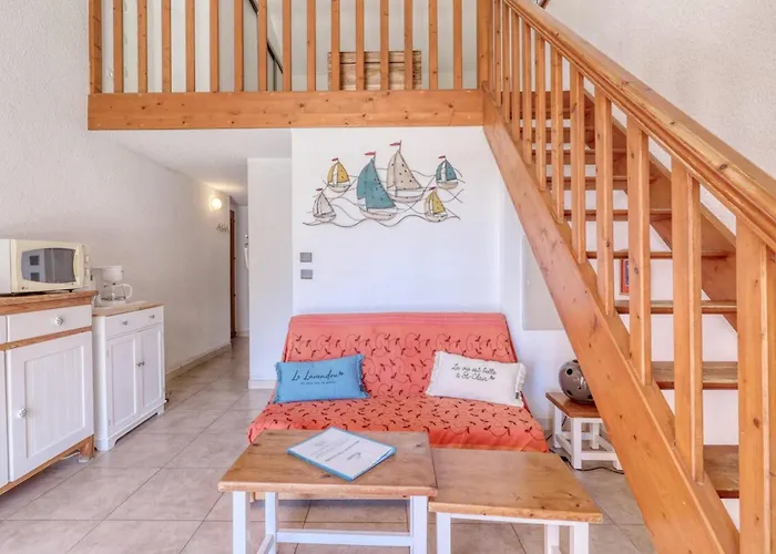 Direct Access To The With Swimming Pool Daire *