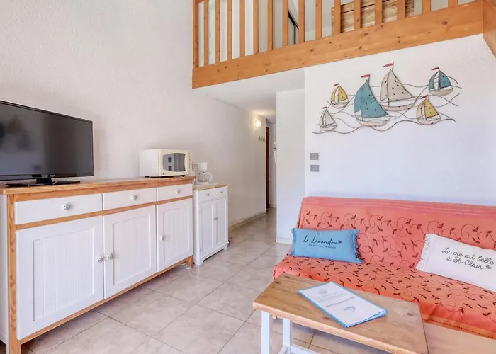 Direct Access To The With Swimming Pool * Le Lavandou